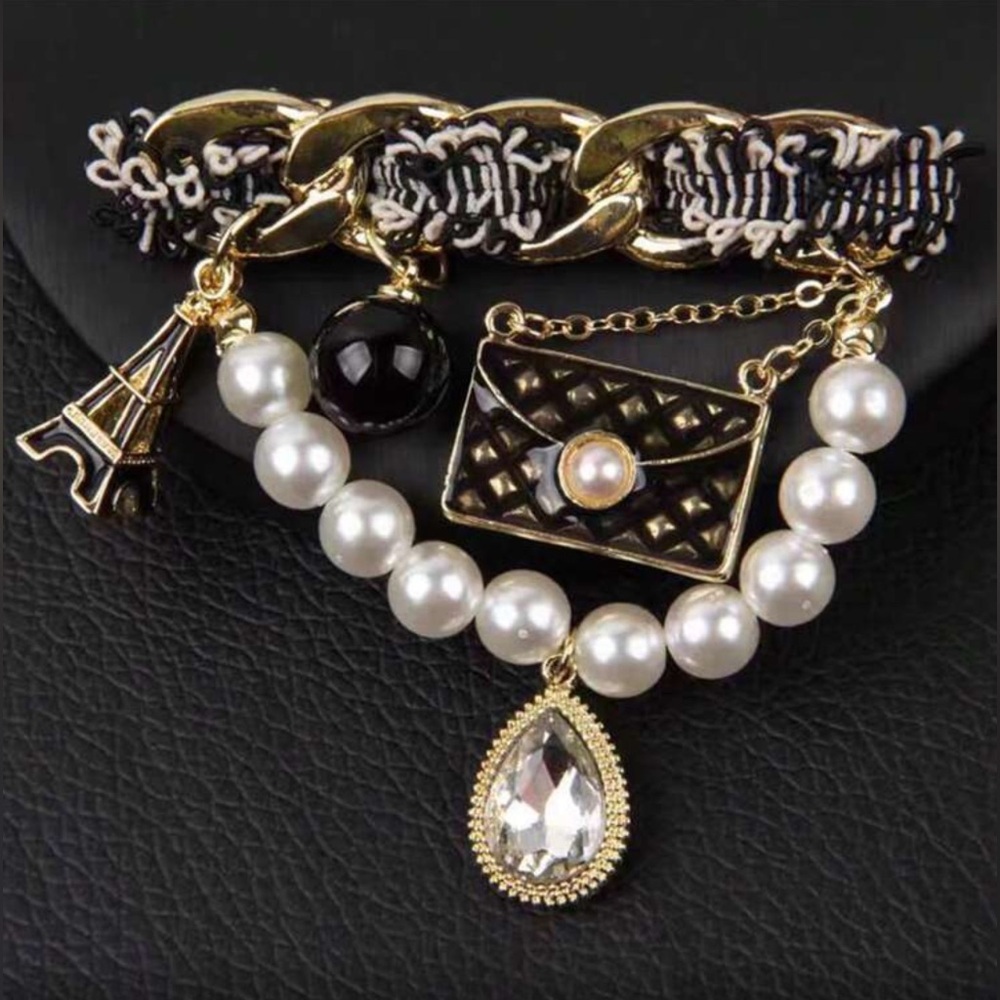 ✨NEW Paris Eiffel Tower Chic Gold and Black Brooch with Pearl Accents - Picture 3 of 5
